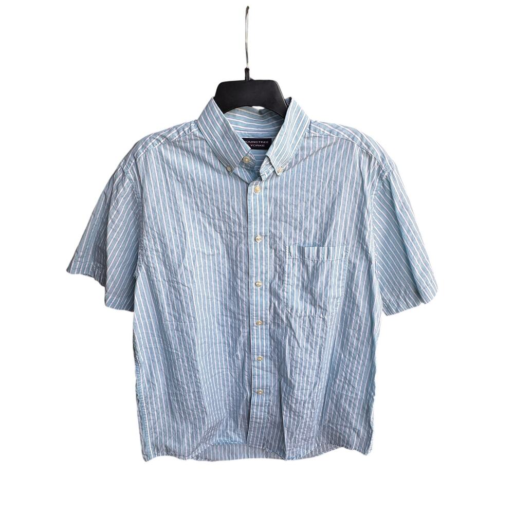 Roundtree & Yorke Men’s Medium Blue White Stripe Button Down Shirt Short Sleeve